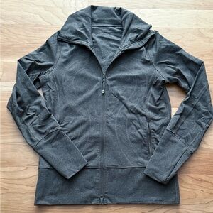 Lululemon size 8 Zip UP